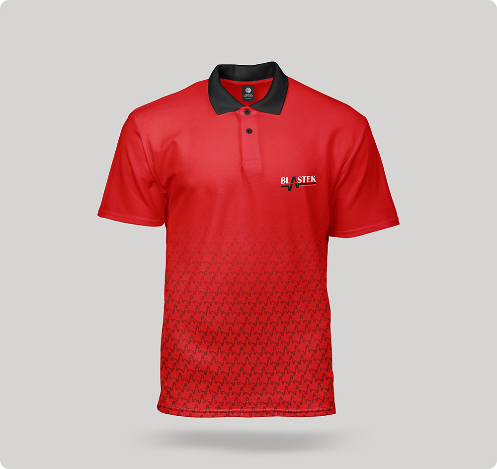 a red shirt with black design
